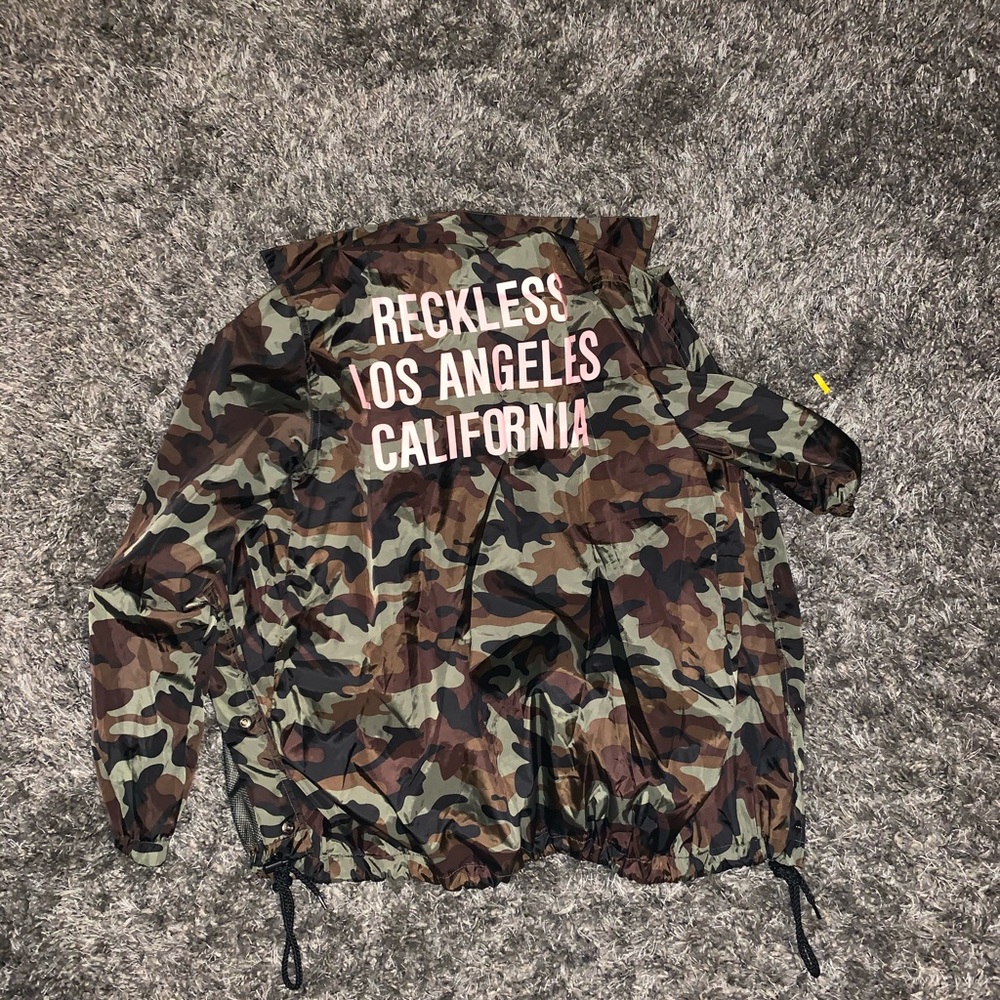 Water resistance jacket